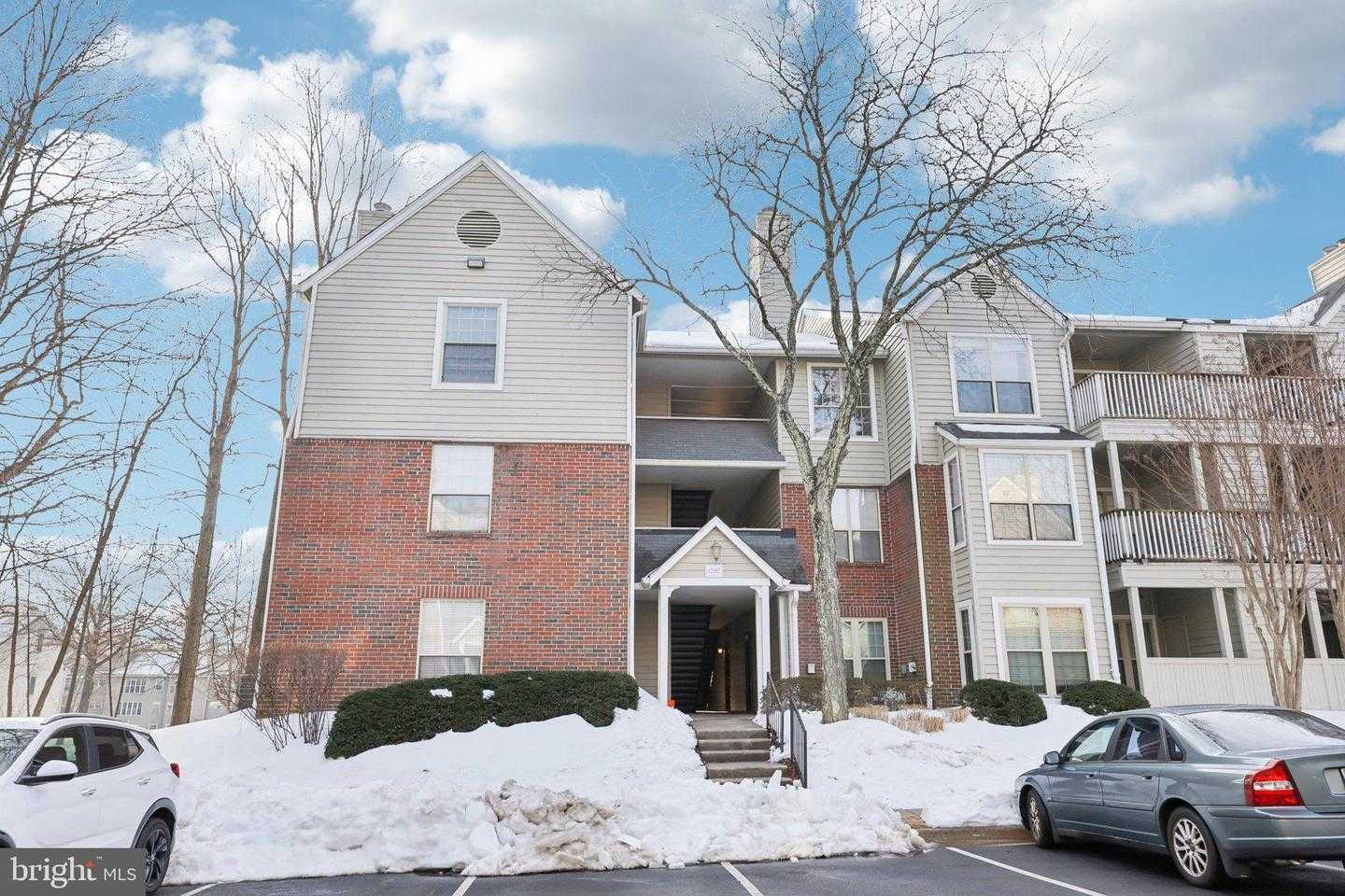12152 PENDERVIEW TERRACE APT 1334 Fairfax Virginia United States, for Sale, residential, Kamalia  Emerson, Samson Properties
