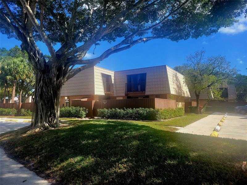 5321 53rd Way  APT 5321 West Palm Beach Florida United States, for Sale, residential, Brad Fielding, US Property And Investment