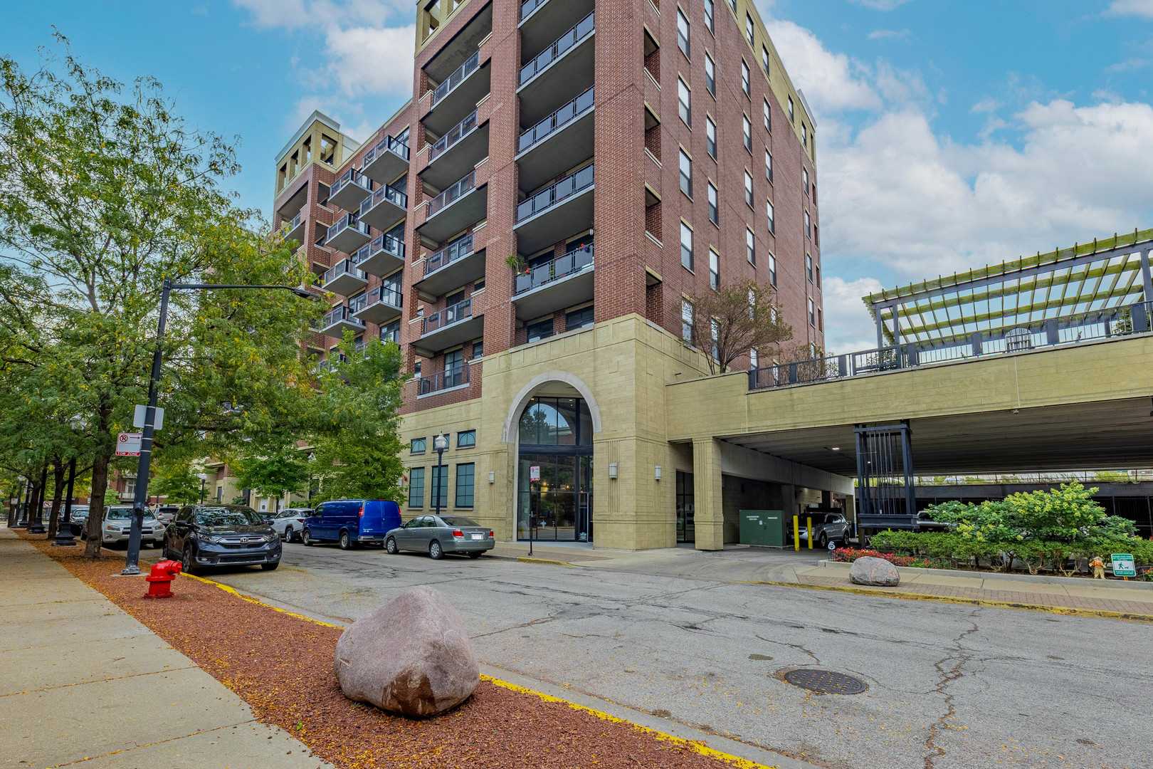 811 W 15th Place APT 806 Chicago Illinois United States, for Sale, residential,  , RICHLAND GLOBAL INC.