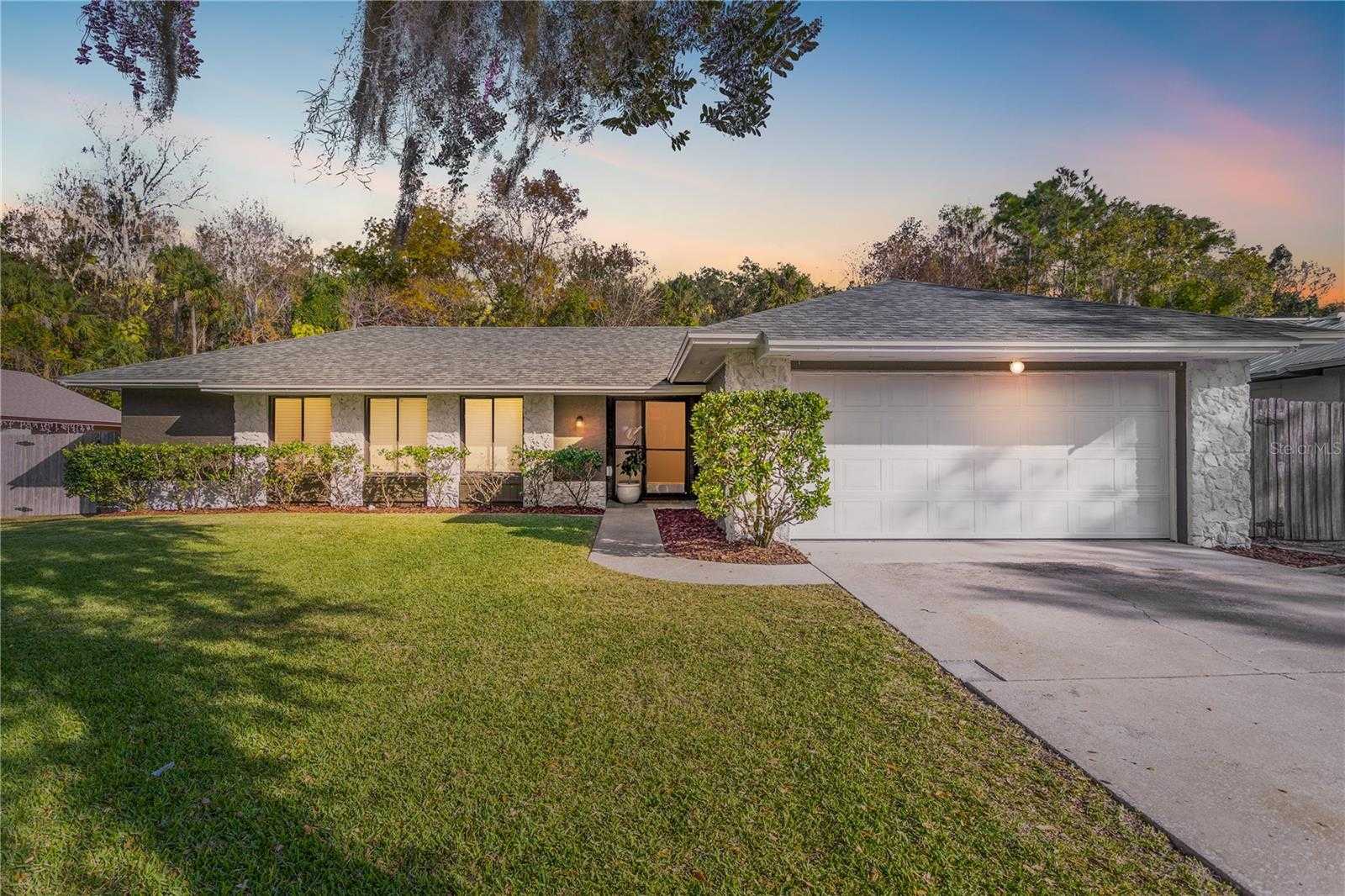 30 SWEETWATER CREEK CIRCLE Oviedo Florida United States, for Sale, residential, Fritz Wardlow, HomeSmart