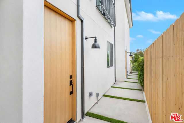 726 Robinson Street APT 3 Los Angeles California United States, for Rent, residential,  , Got Realty?