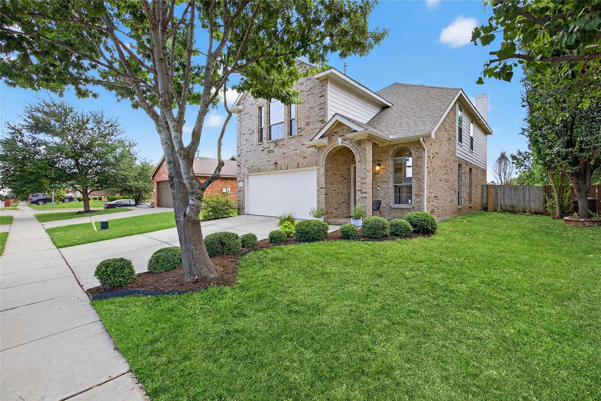 12116 Walden Wood Drive Fort Worth Texas United States, for Sale, residential, Stacy Fritchen, Berkshire Hathaway HomeServices PenFed Realty