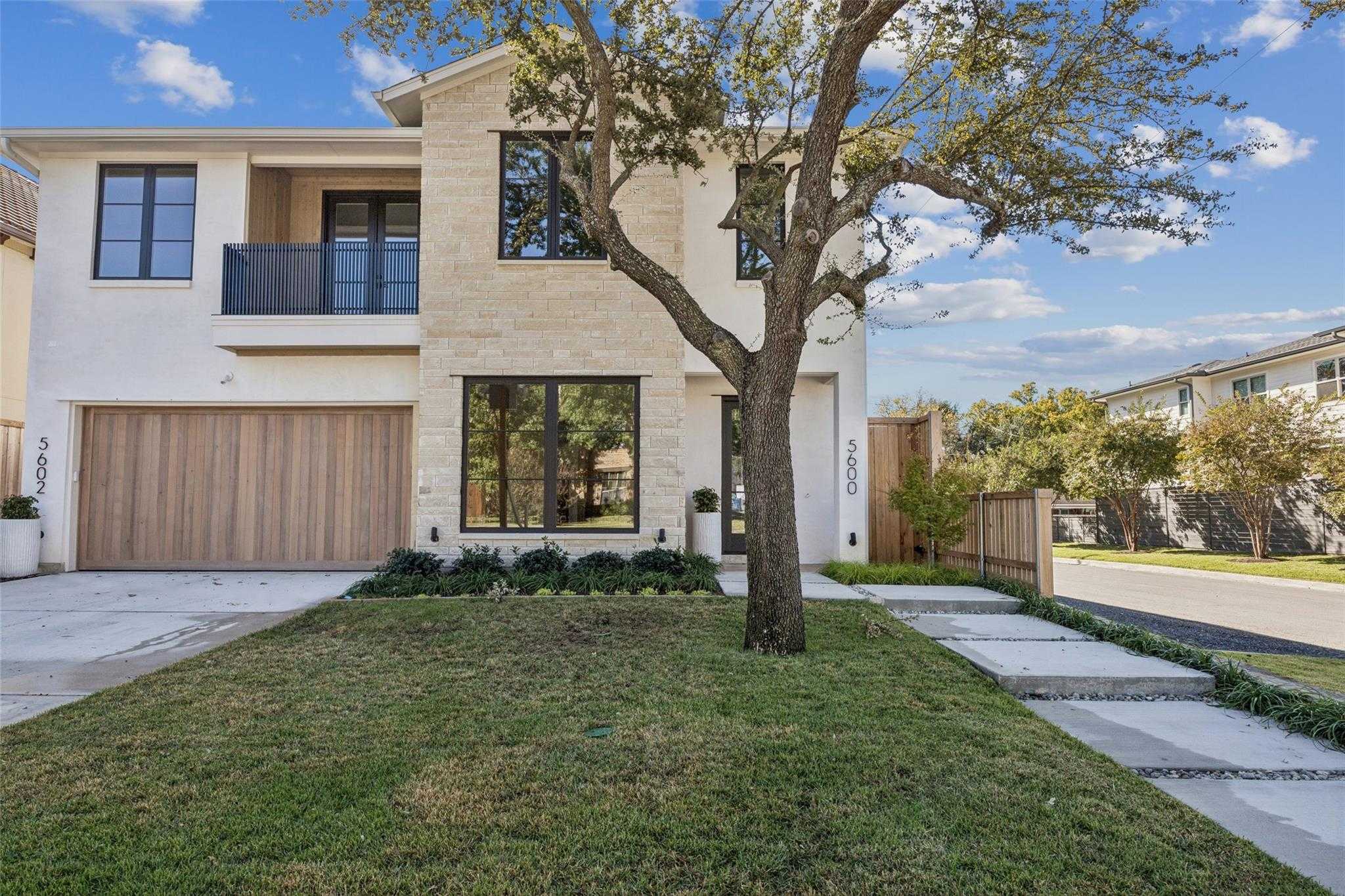 5600 Ellsworth Avenue Dallas Texas United States, for Sale, commercial, Joyce Kelly, Hummingbird Realty