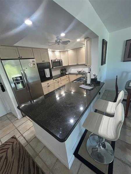 1201 River Reach Dr  APT 202 Fort Lauderdale Florida United States, for Sale, residential, Lisa Feltrinelli, Incom Subscriber Office