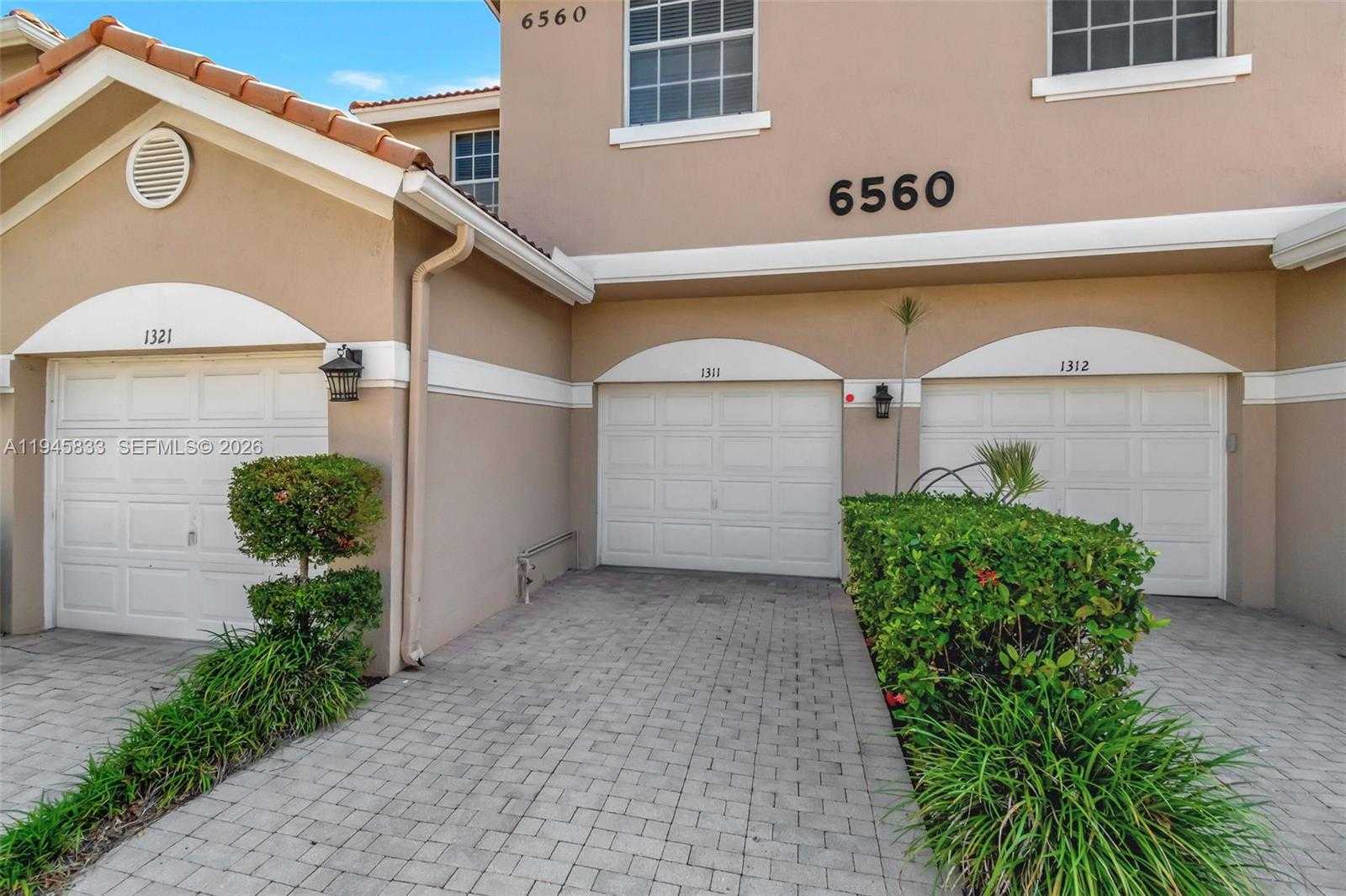 6560 Villa Sonrisa Dr  APT 1311 Boca Raton Florida United States, for Sale, residential, Pierre J Denis, Realty 100