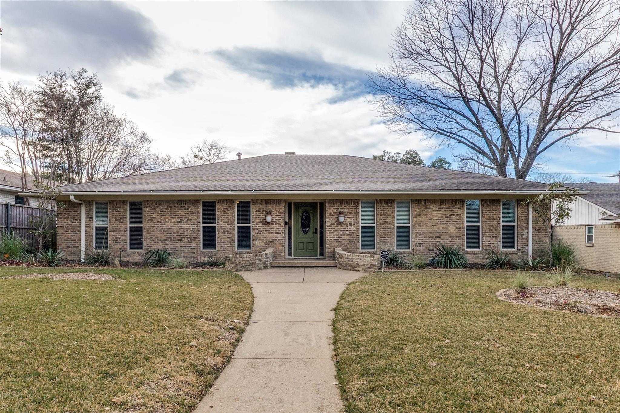 9352 Heatherdale Drive Dallas Texas United States, for Sale, residential, Joyce Kelly, Hummingbird Realty