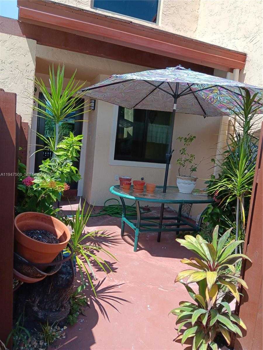 271 W Park Dr  APT 1-7 Miami Florida United States, for Sale, residential,  , One Stop Realty - Miami