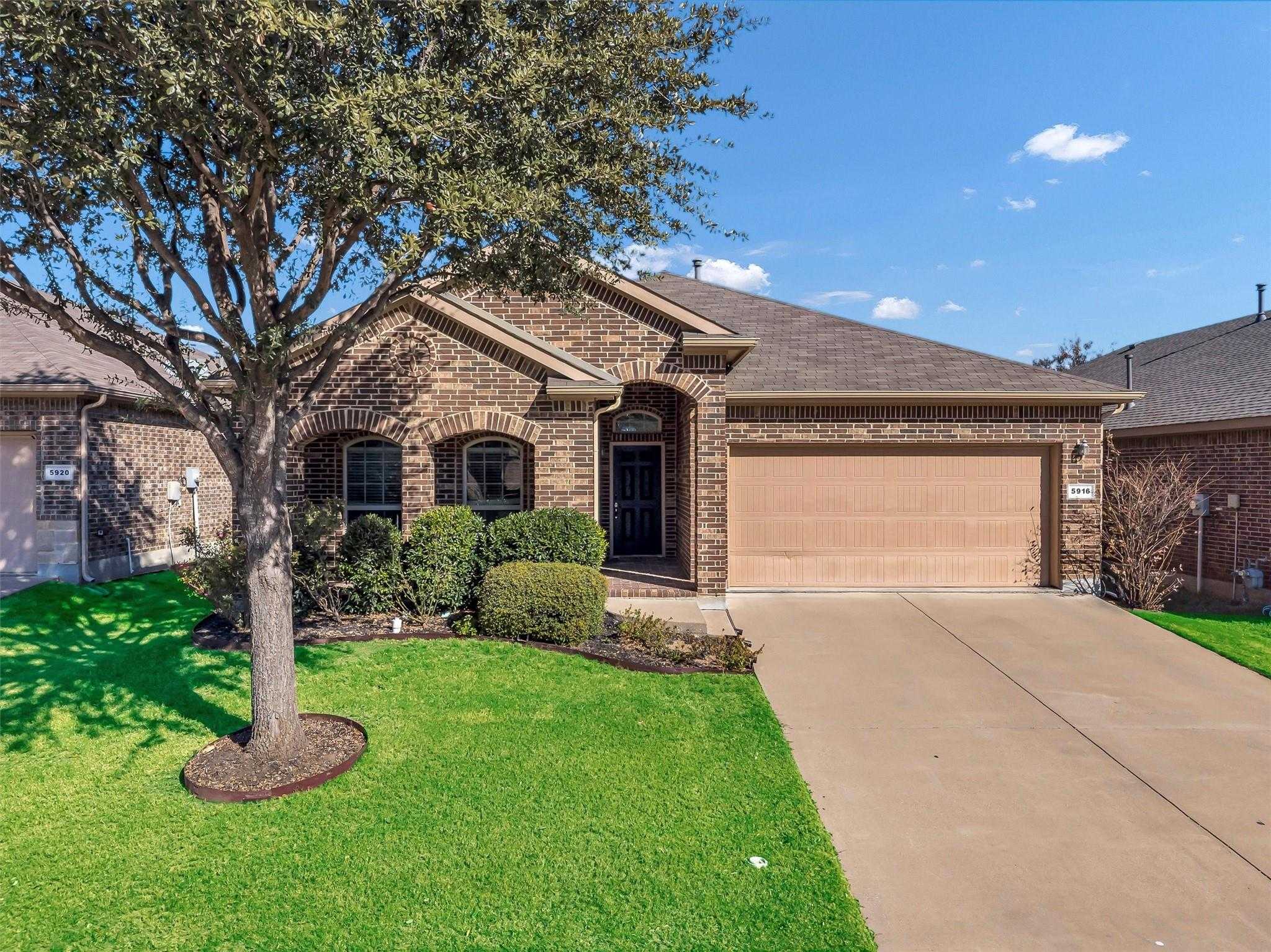 5916 Comanche Peak Drive Fort Worth Texas United States, for Sale, residential, Stacy Fritchen, Berkshire Hathaway HomeServices PenFed Realty