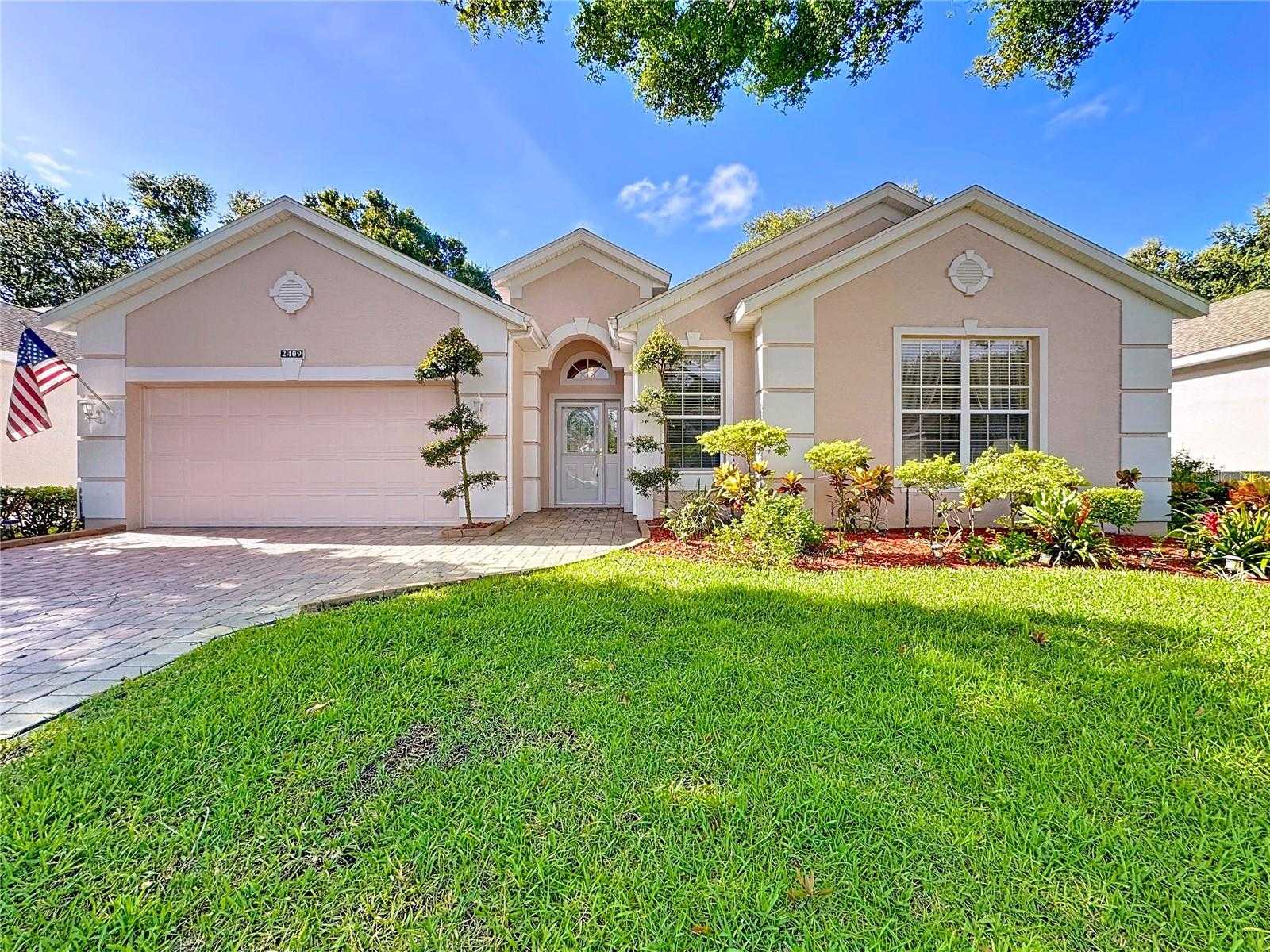 2409 TWICKINGHAM COURT Clermont Florida United States, for Sale, residential, Zaira Mejia, Spaces & Styles Group