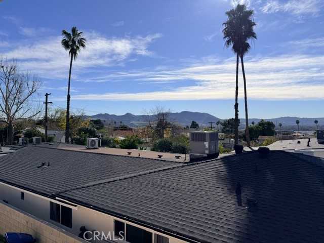 718 E Walnut Burbank California United States, for Sale, residential, Jennifer Hein, Realty Executives Homes
