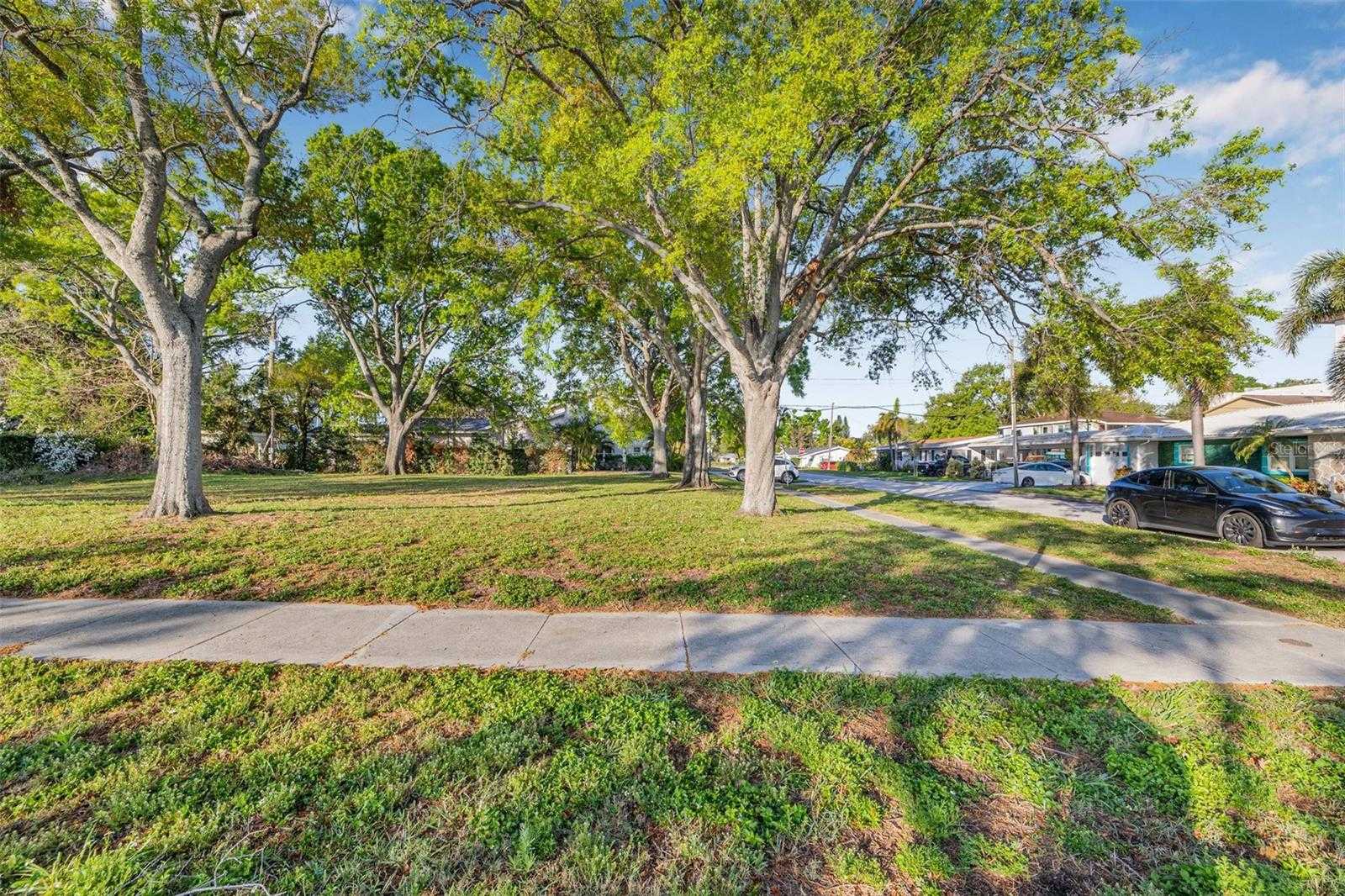 602 CHANNEL DRIVE Tampa Florida United States, for Sale, commercial, Sunny Sidhu, RE/MAX Premier Group