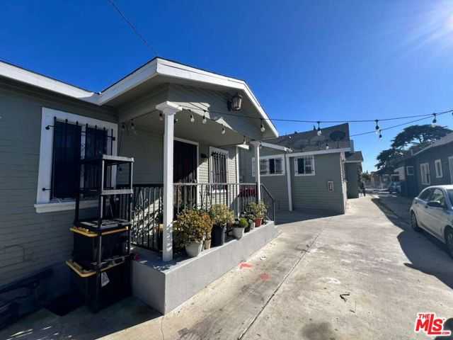 711 W 41st Street Los Angeles California United States, for Sale, residential, Daniil Gorkov, Beverly & Co.