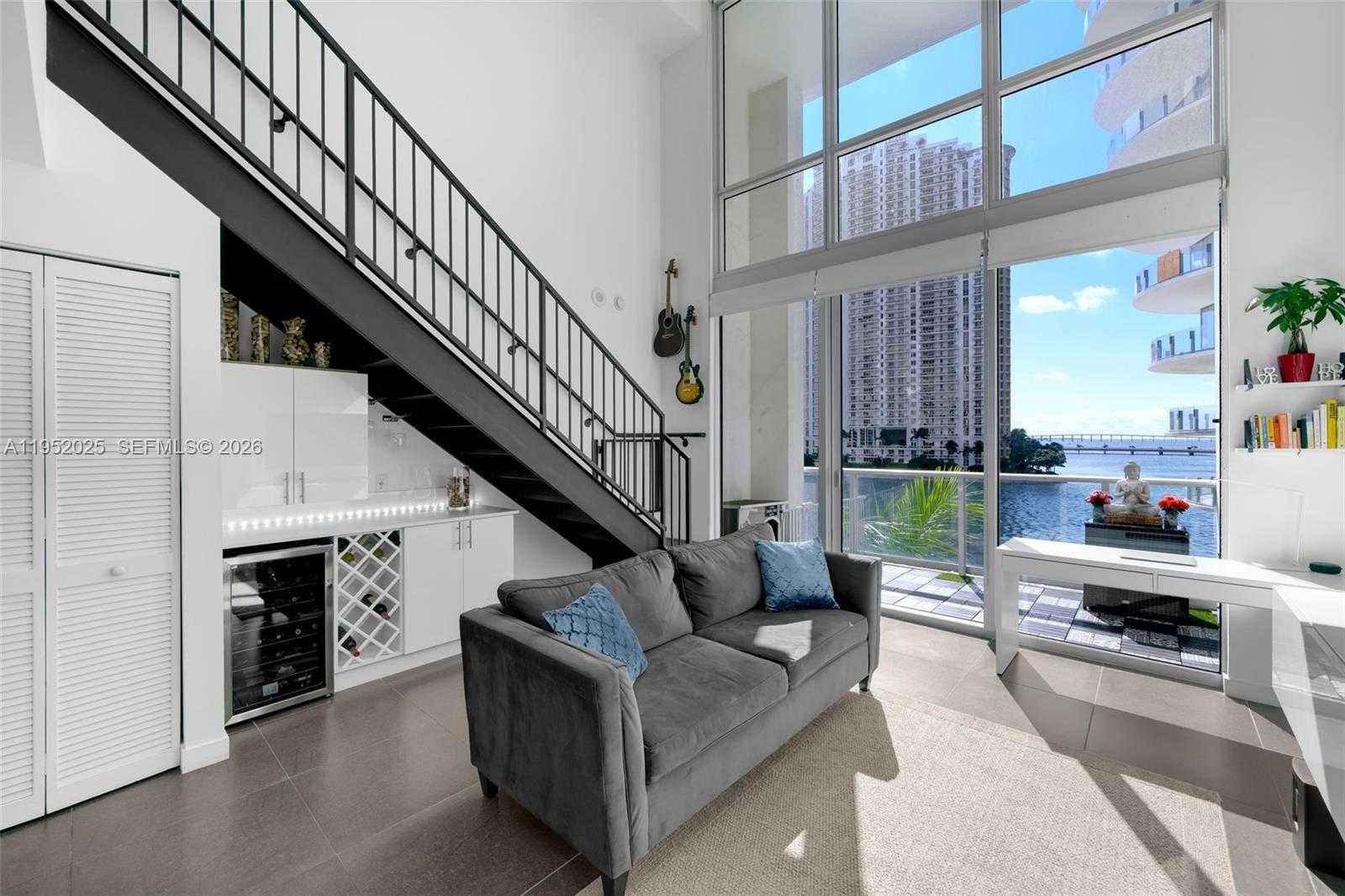 300 S BISCAYNE BLVD  APT L-410 Miami Florida United States, for Sale, residential, Sandra Benkahla, The 305 Agency