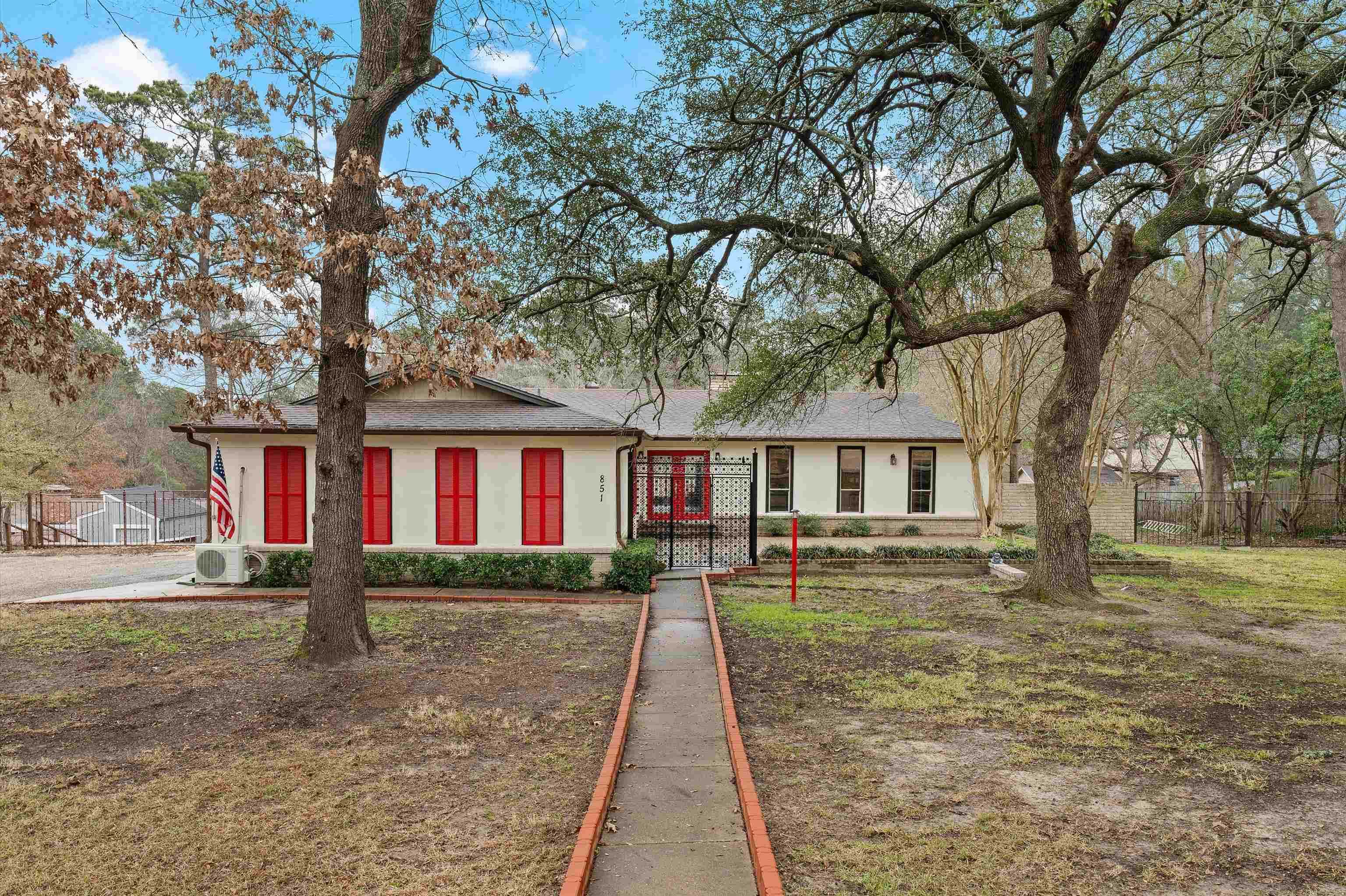 851 Country Place Longview Texas United States, for Sale, residential,  , Drake Chapman Real Estate, Brokerage