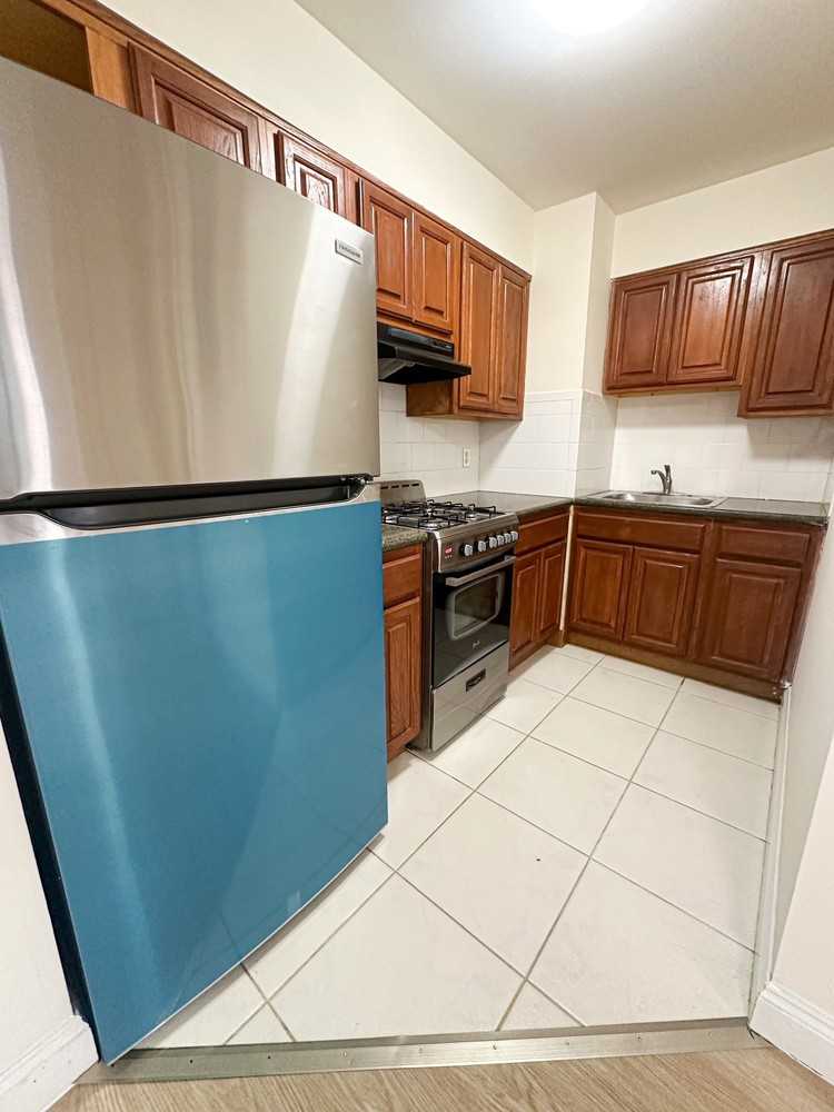 14131 Pershing Briarwood NY United States, for Rent, residential,  , Showcase Realty