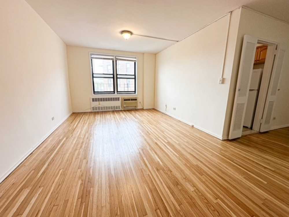 10025 Queens Blvd Forest Hills NY United States, for Rent, residential,  , Showcase Realty