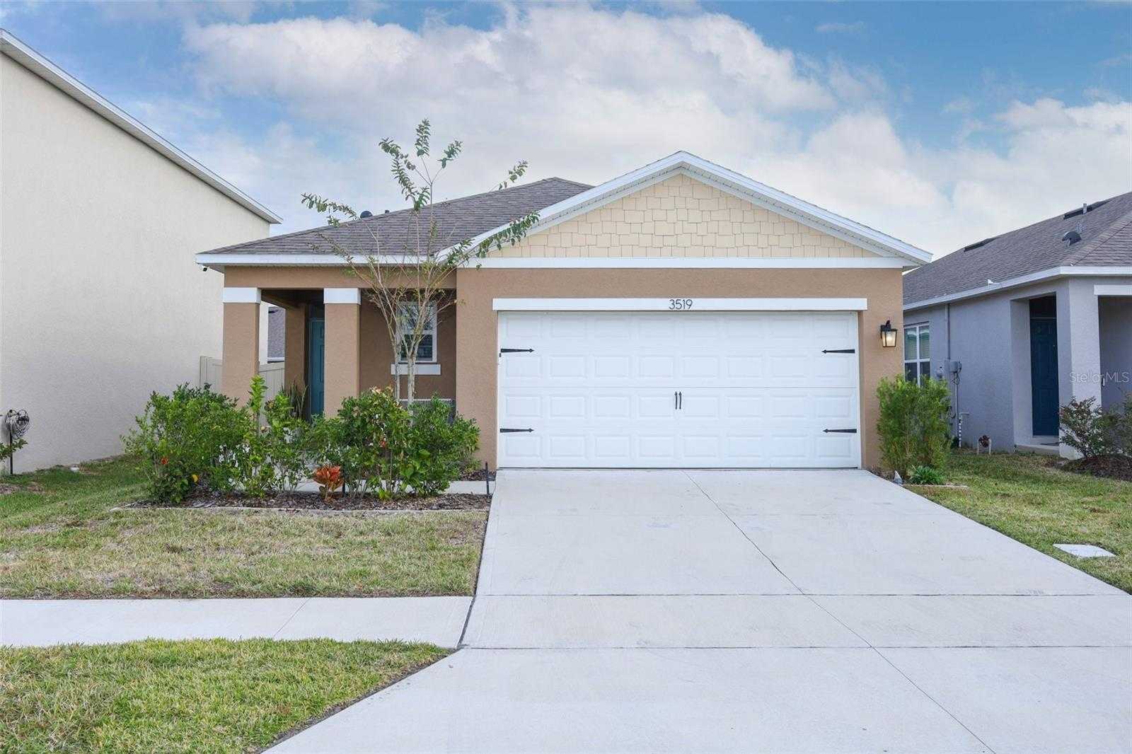 3519 BRIARWOOD GROVE DRIVE Ocoee Florida United States, for Sale, residential, Zaira Mejia, Spaces & Styles Group