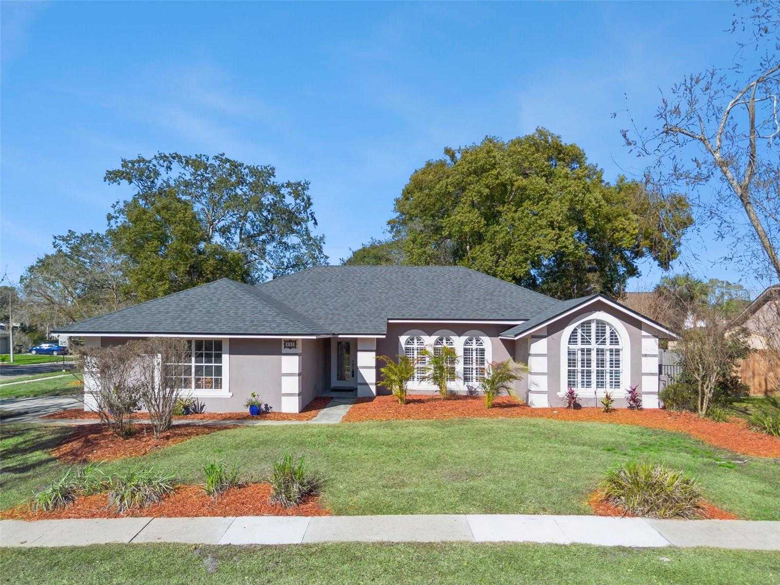 692 ROCHESTER STREET Oviedo Florida United States, for Sale, residential, Fritz Wardlow, HomeSmart