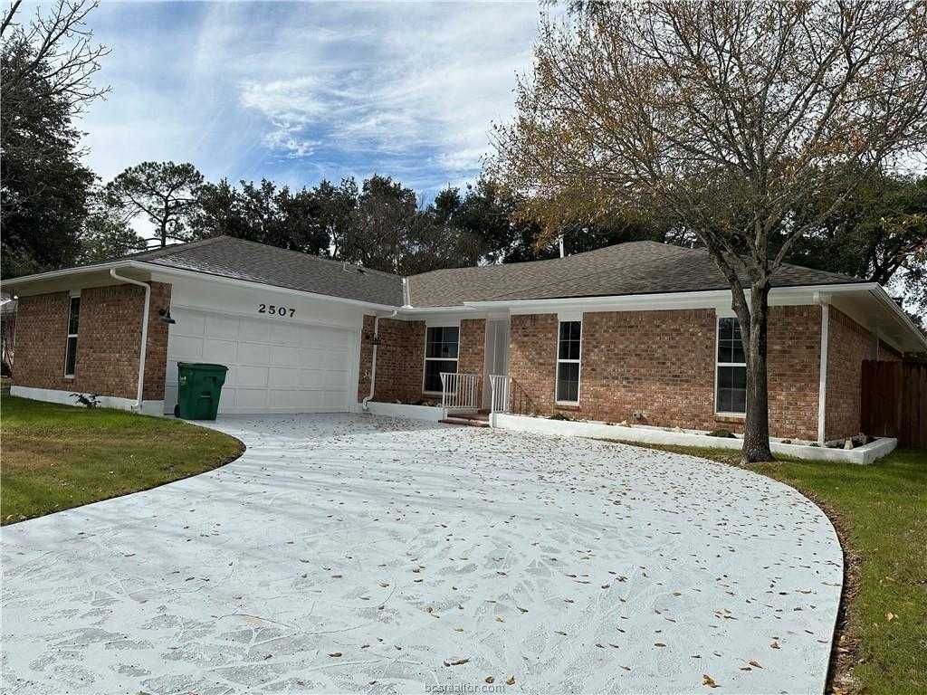 2507 Oak Circle Bryan Texas United States, for Sale, residential,  , Nobles Realty Group, LLC