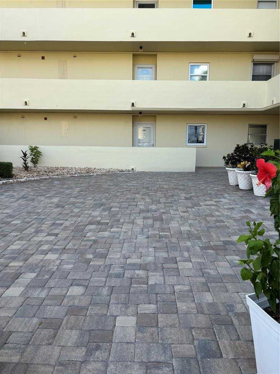 4725 COVE CIRCLE APT 104 St Petersburg Florida United States, Sale Pending, residential,  , Ivy League Realty