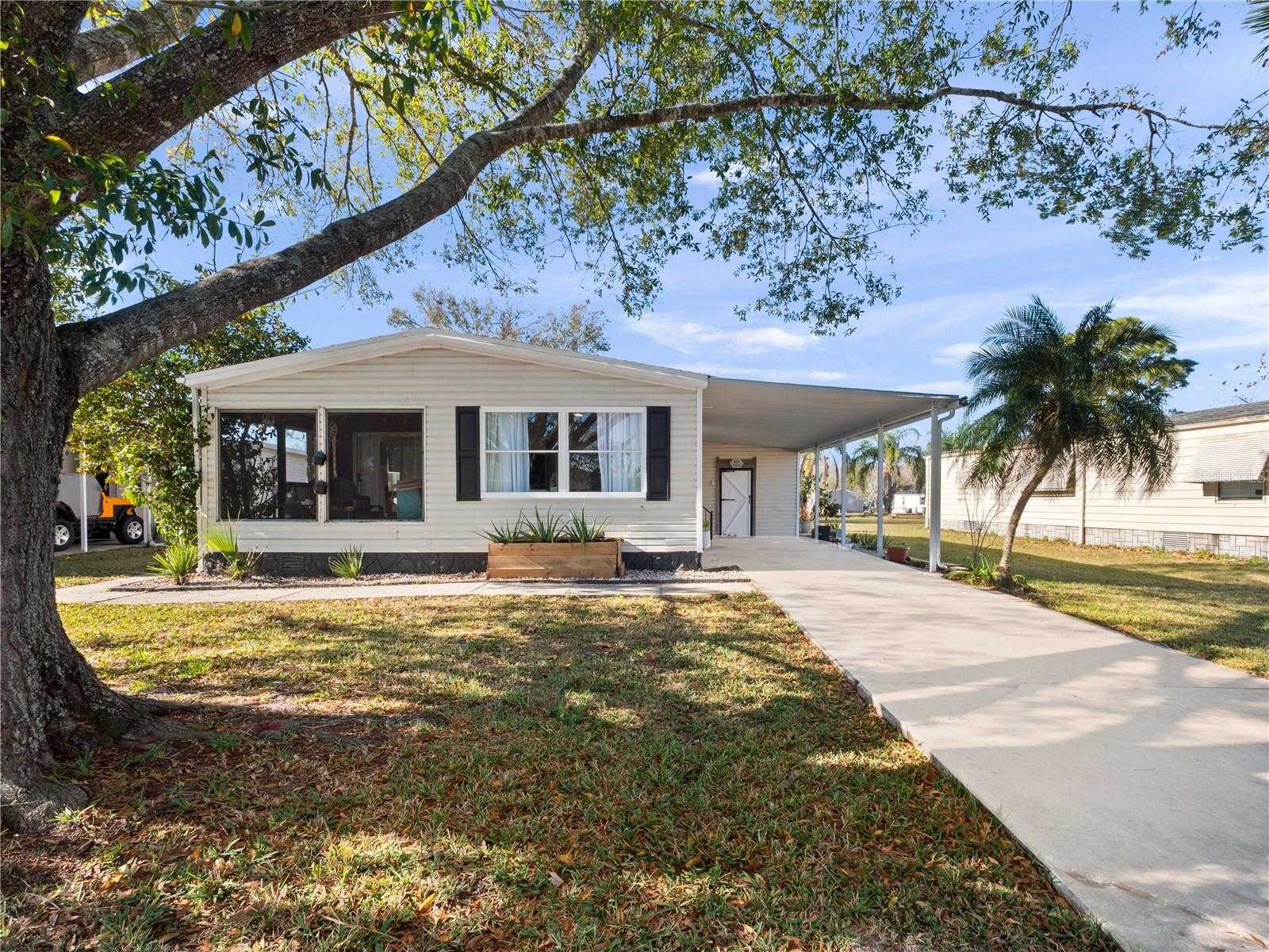 216 ELLSWORTH DRIVE Kissimmee Florida United States, for Sale, residential, Gloria Reynolds, Incom Example Demo Office