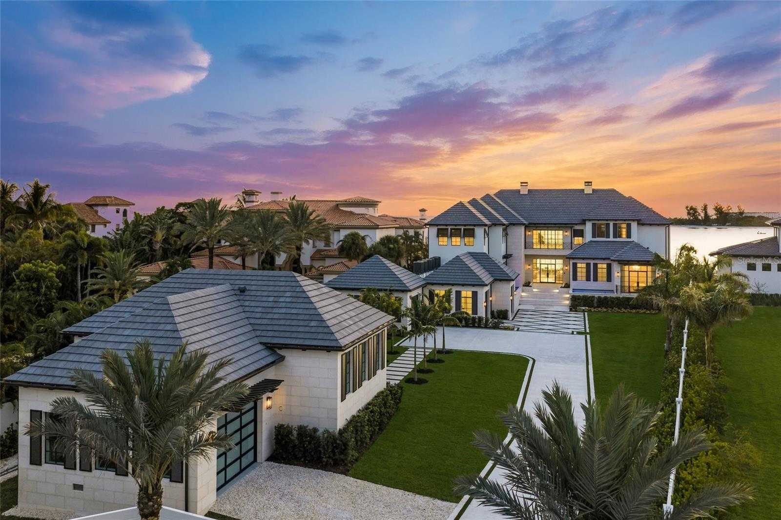 3990 HIGEL AVENUE Sarasota Florida United States, for Sale, residential, Rigo Rivera, Listify