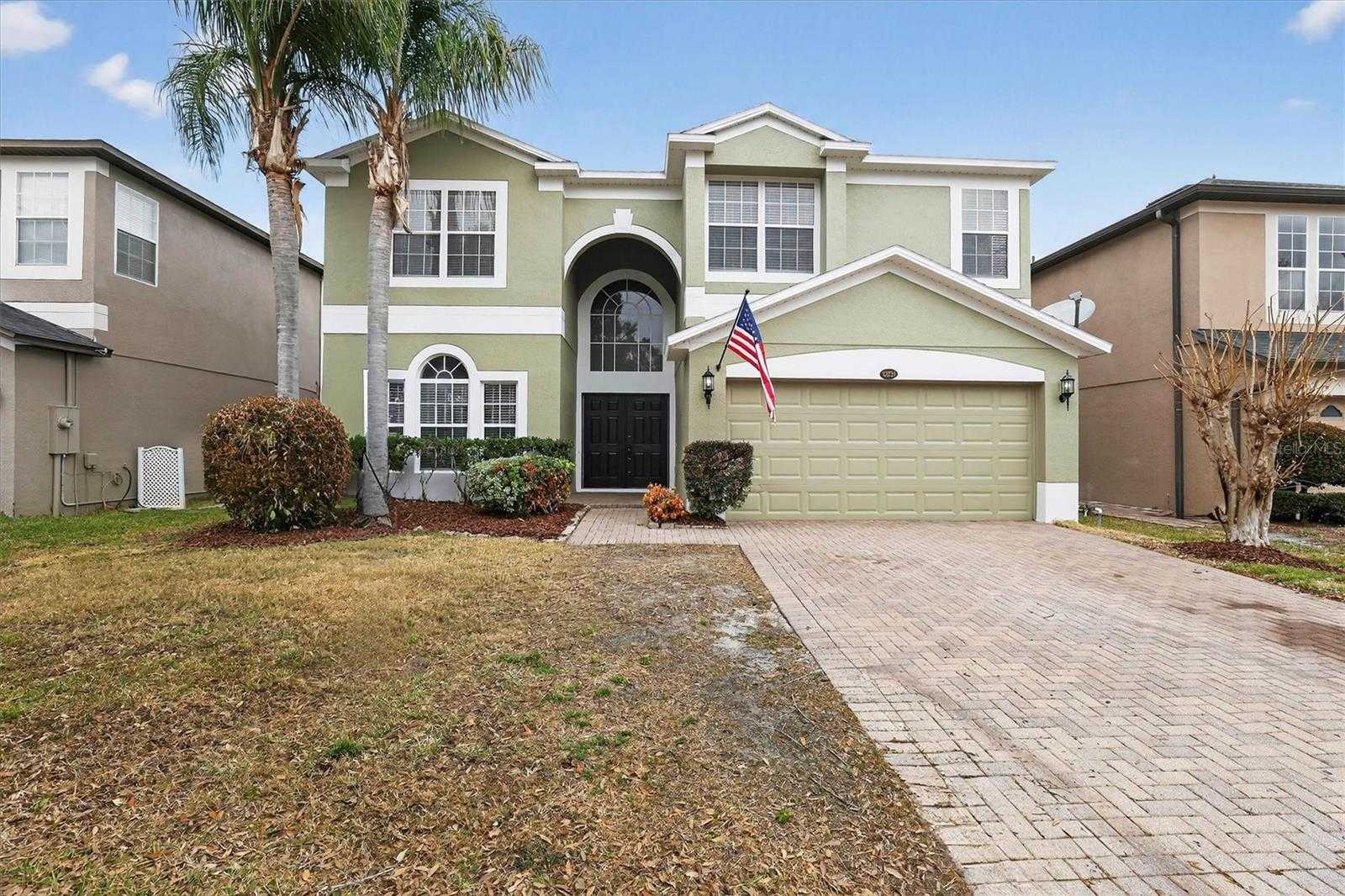 12731 GROVEHURST AVENUE Winter Garden Florida United States, for Sale, residential, Zaira Mejia, Spaces & Styles Group