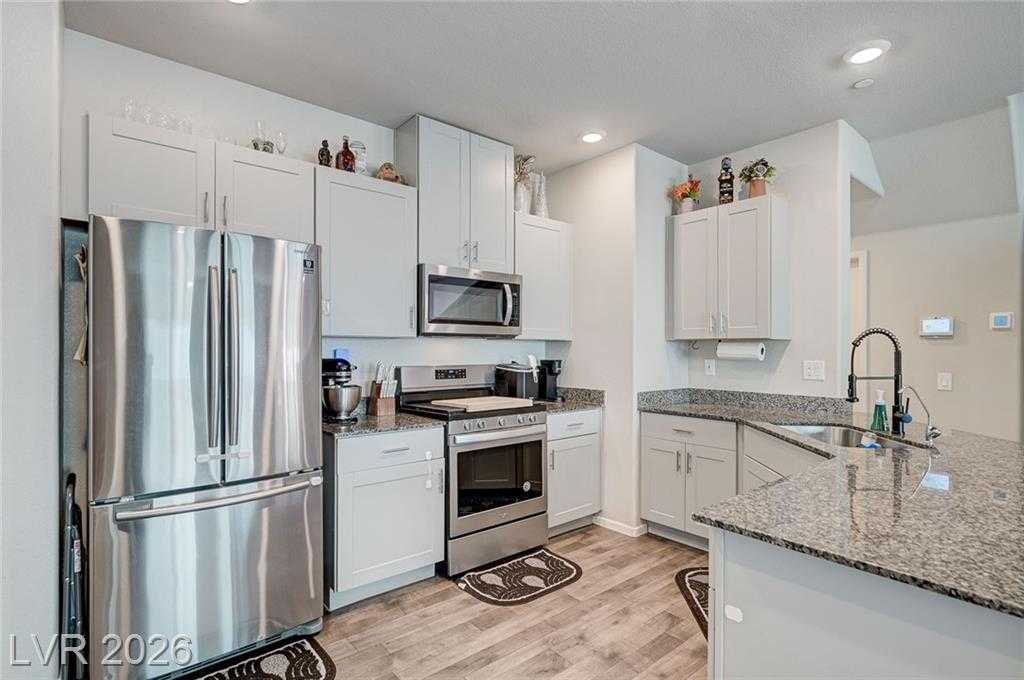 4635 Ridgeley Avenue APT 102 North Las Vegas Nevada United States, Sale Pending, residential,  , SMG Realty