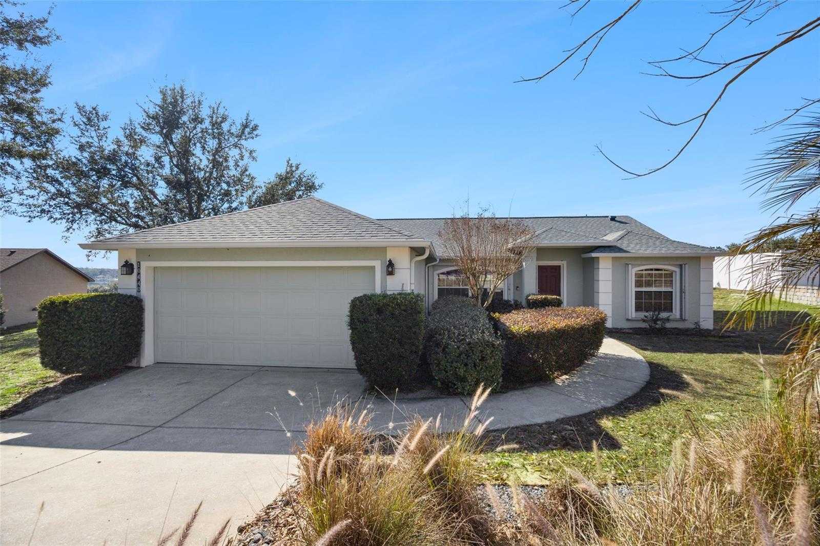 10440 LAKE HASSON CIRCLE Clermont Florida United States, for Sale, residential, Zaira Mejia, Spaces & Styles Group