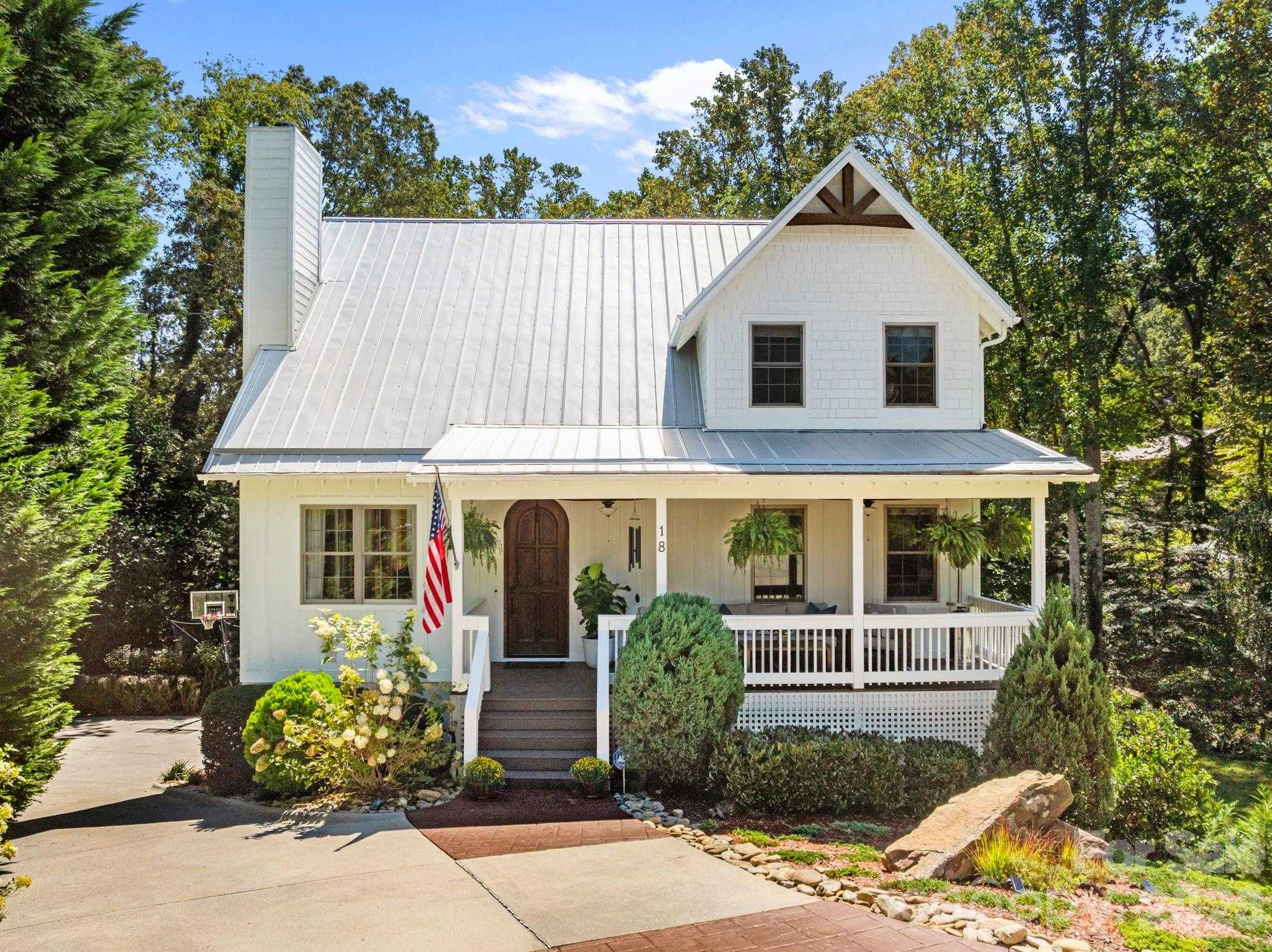 18 Oak Springs Drive Arden North Carolina United States, for Sale, residential, Toby Davis, RE/MAX RESULTS REALTY