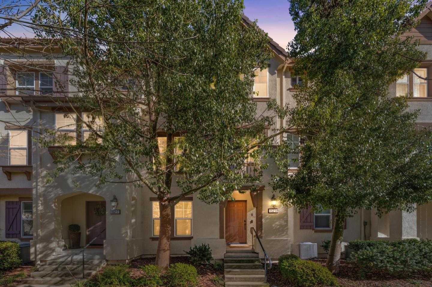 152 Heligan Lane  APT 6 Livermore California United States, for Sale, residential, Miranda Mattos, Compass Realty 