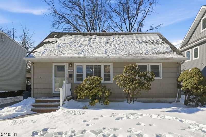 163 Edgewood Ave Clifton City New Jersey United States, for Sale, residential, Shaindy Silberberg, Aron Realty, LLC