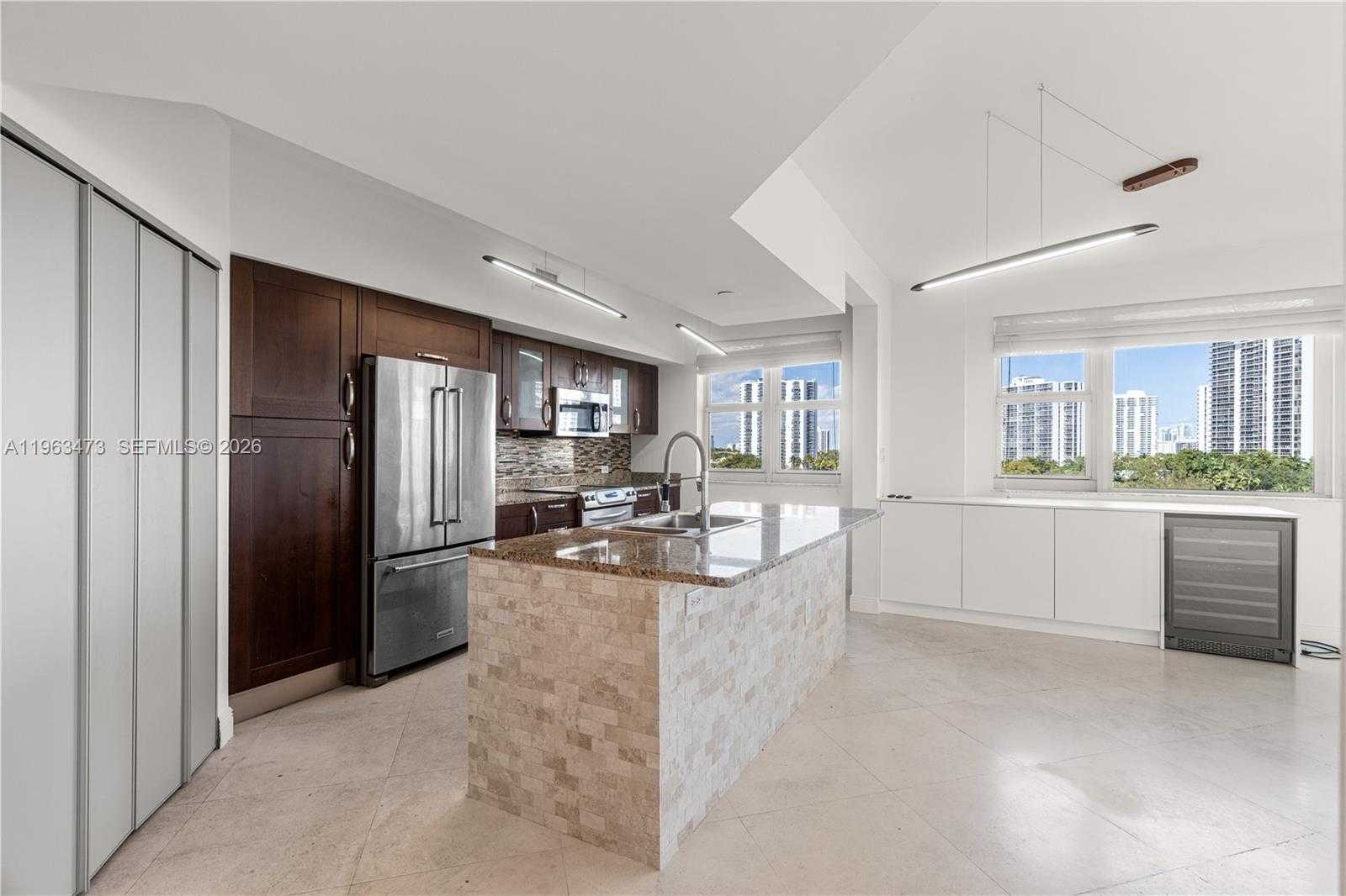 20000 E Country Club Dr  APT 716 Aventura Florida United States, for Sale, residential,  , Phoenix Realtors LLC