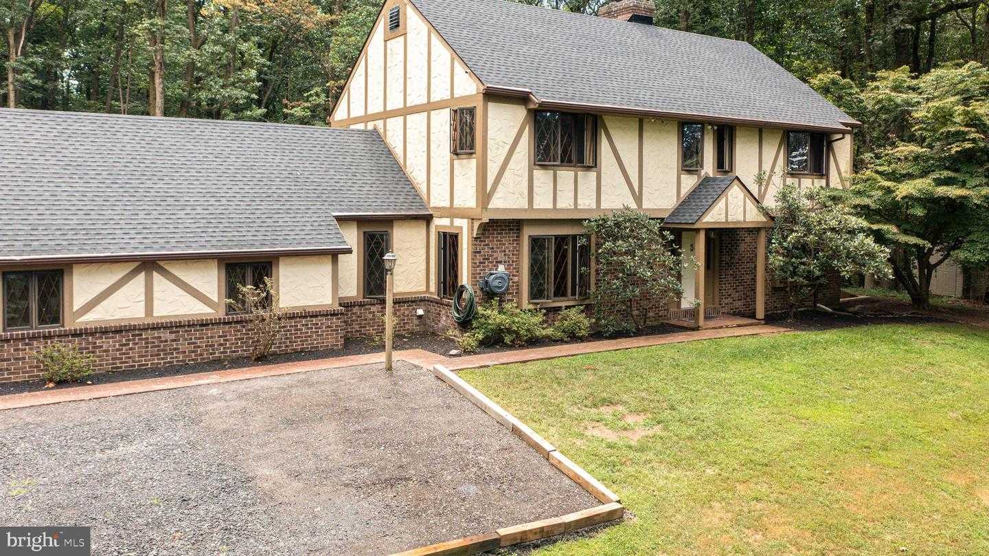 37 FAWN DRIVE Reading Pennsylvania United States, for Sale, residential, Lori Guthier, Iron Valley Real Estate of Berks