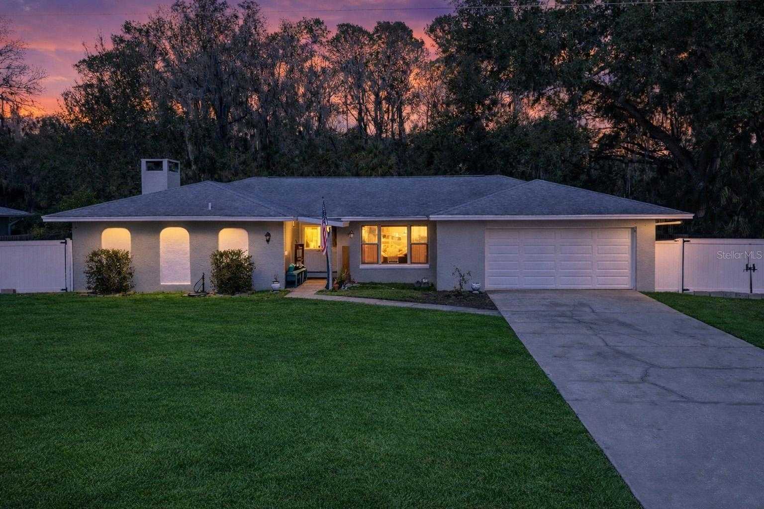 611 LITTLE WEKIVA ROAD Altamonte Springs Florida United States, for Sale, residential, Zaira Mejia, Spaces & Styles Group