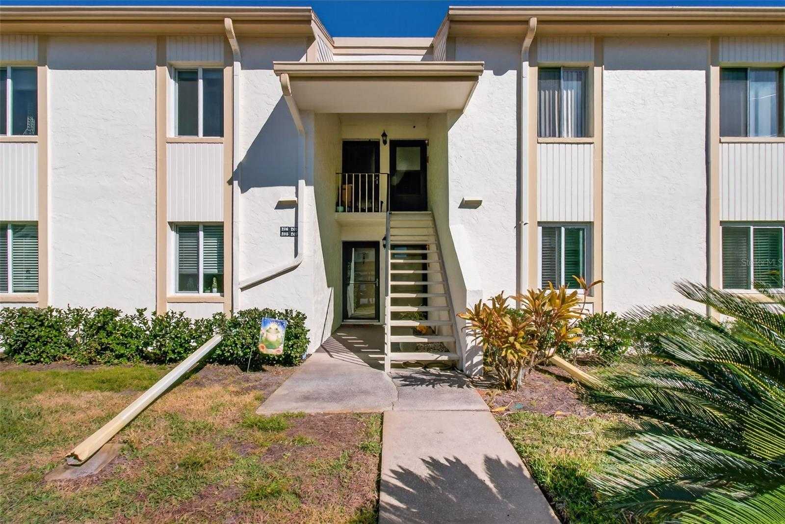 208 CYPRESS COURT Oldsmar Florida United States, for Sale, residential, Tony Quevedo , Kokopelli Real Estate