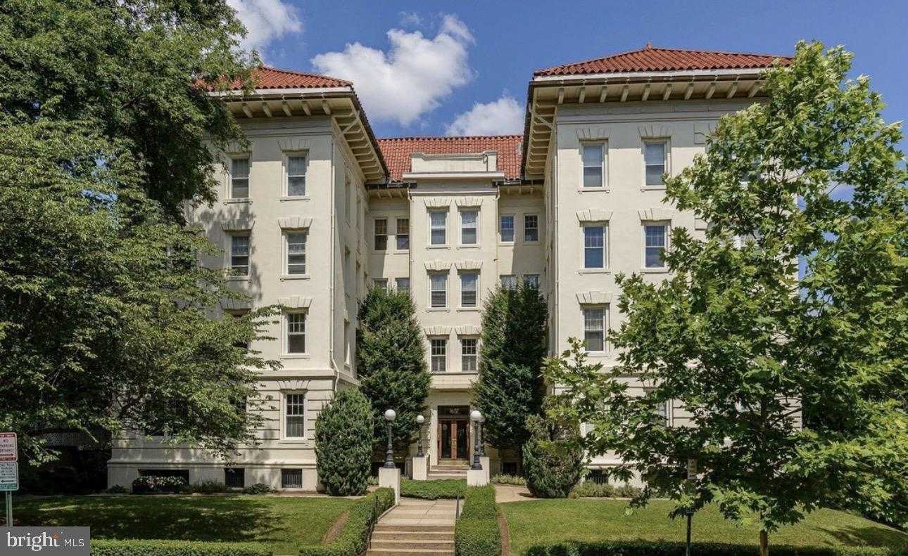 1657 31ST STREET APT 206 Washington District Of Columbia United States, for Sale, residential, Edward Giles, Georgetown Realty Group