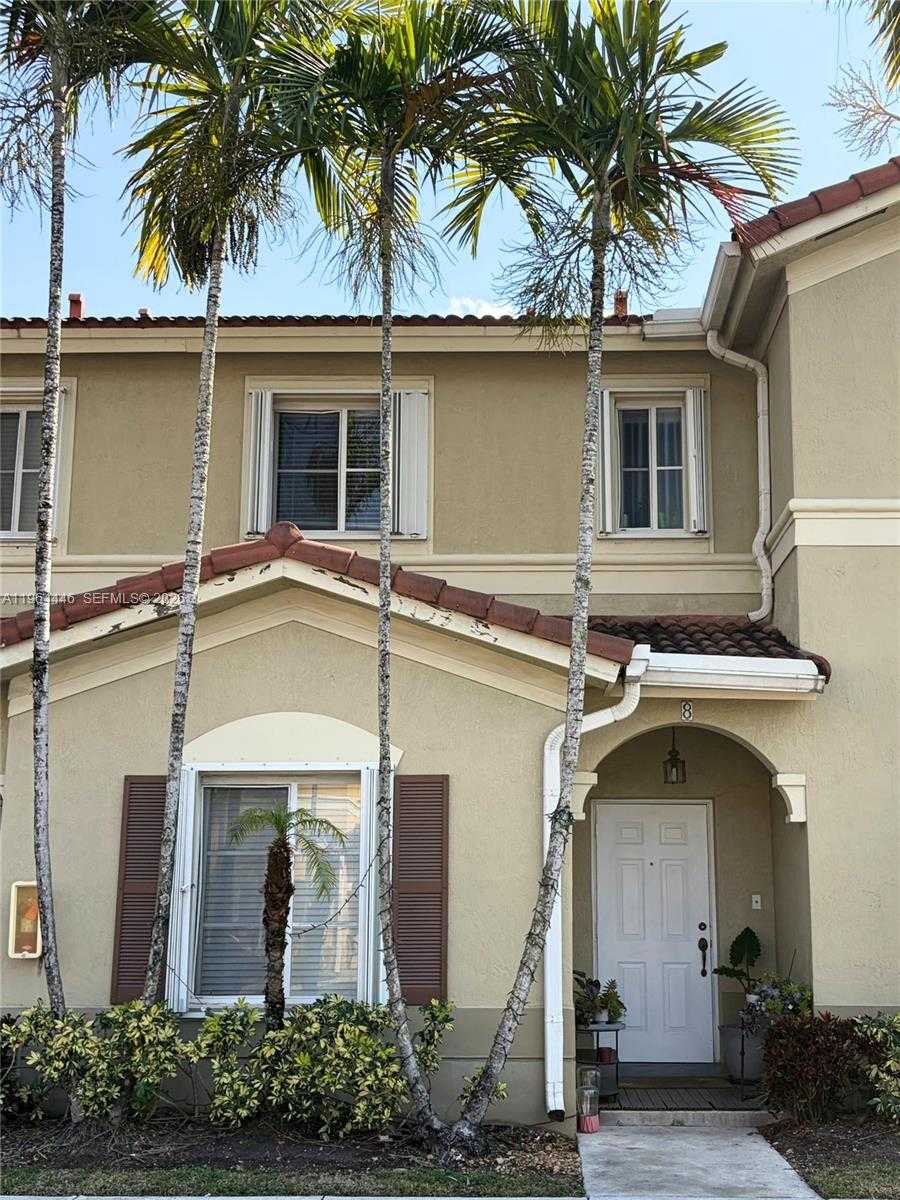 10776 NW 84th Ln  APT 8-30 Doral Florida United States, for Rent, residential, Roberto Villasmil, Interinvestments Realty, Inc.
