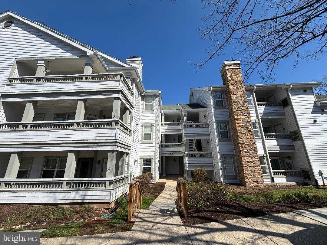 4405 SEDGEHURST DRIVE APT 202 Fairfax Virginia United States, for Sale, residential, Kamalia  Emerson, Samson Properties