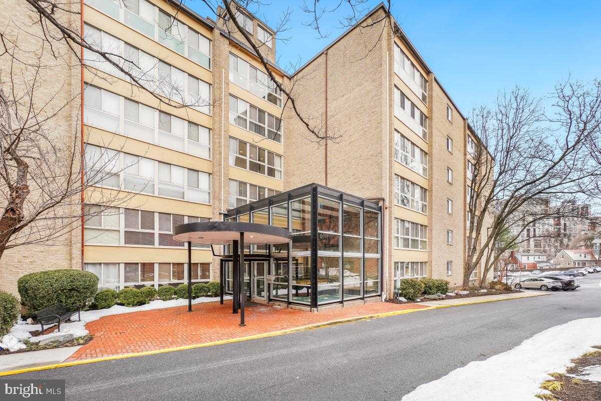 4970 BATTERY LANE APT 208 Bethesda Maryland United States, for Sale, residential, Zandra Jamison, Samson Properties