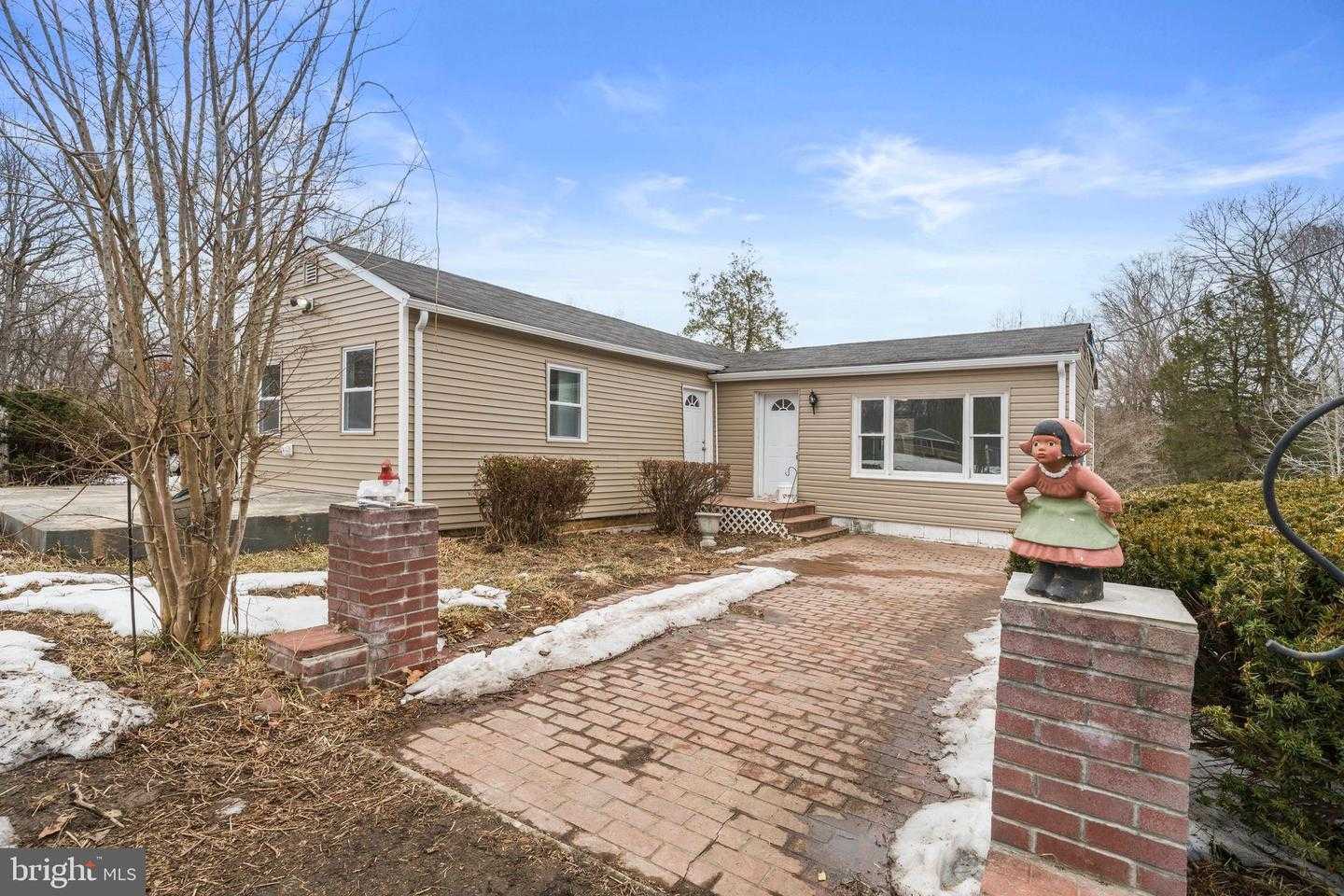 3720 MOUNT PLEASANT ROAD Waldorf Maryland United States, for Sale, residential,  , Realty World Team One Properties