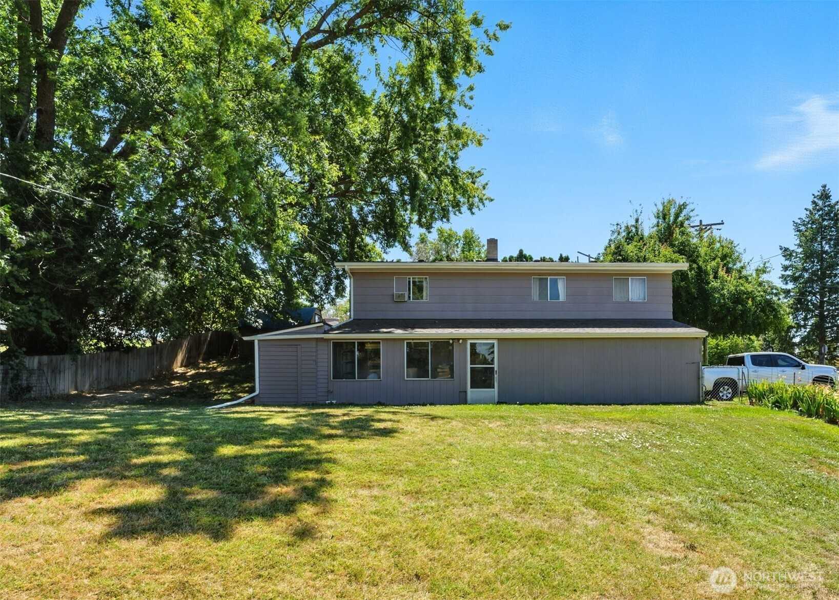 960 Brickner Rd College Place Washington United States, for Sale, residential, Anna Oliver, Incom Example Demo Office