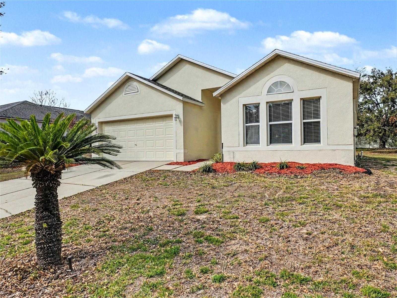 16019 HORIZON COURT Clermont Florida United States, for Sale, residential, Zaira Mejia, Spaces & Styles Group