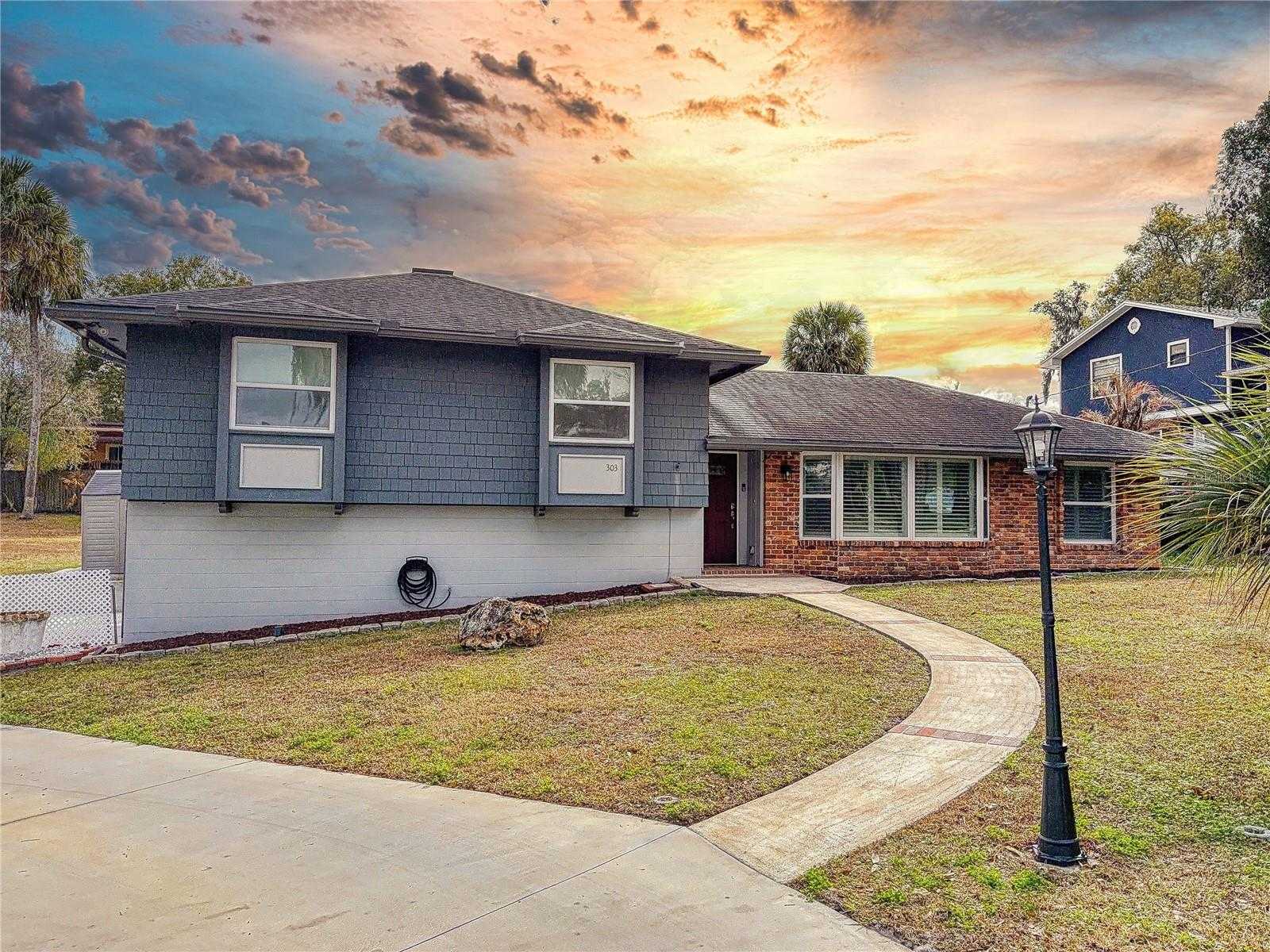 303 HERMITS TRAIL Altamonte Springs Florida United States, for Sale, residential, Zaira Mejia, Spaces & Styles Group