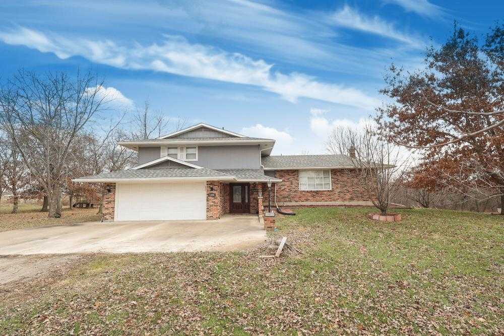 1352 Highway A Moberly Missouri United States, for Sale, residential,  , CENTURY 21 McKeown & Associates, Inc.