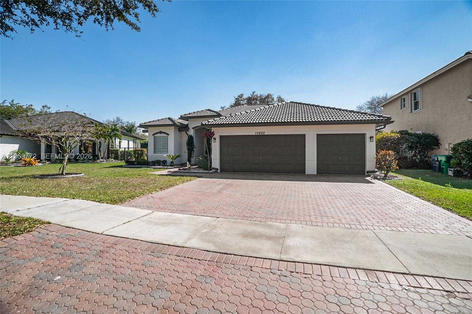 10620 NW 56th Ct Coral Springs Florida United States, for Sale, residential, Pierre J Denis, Realty 100
