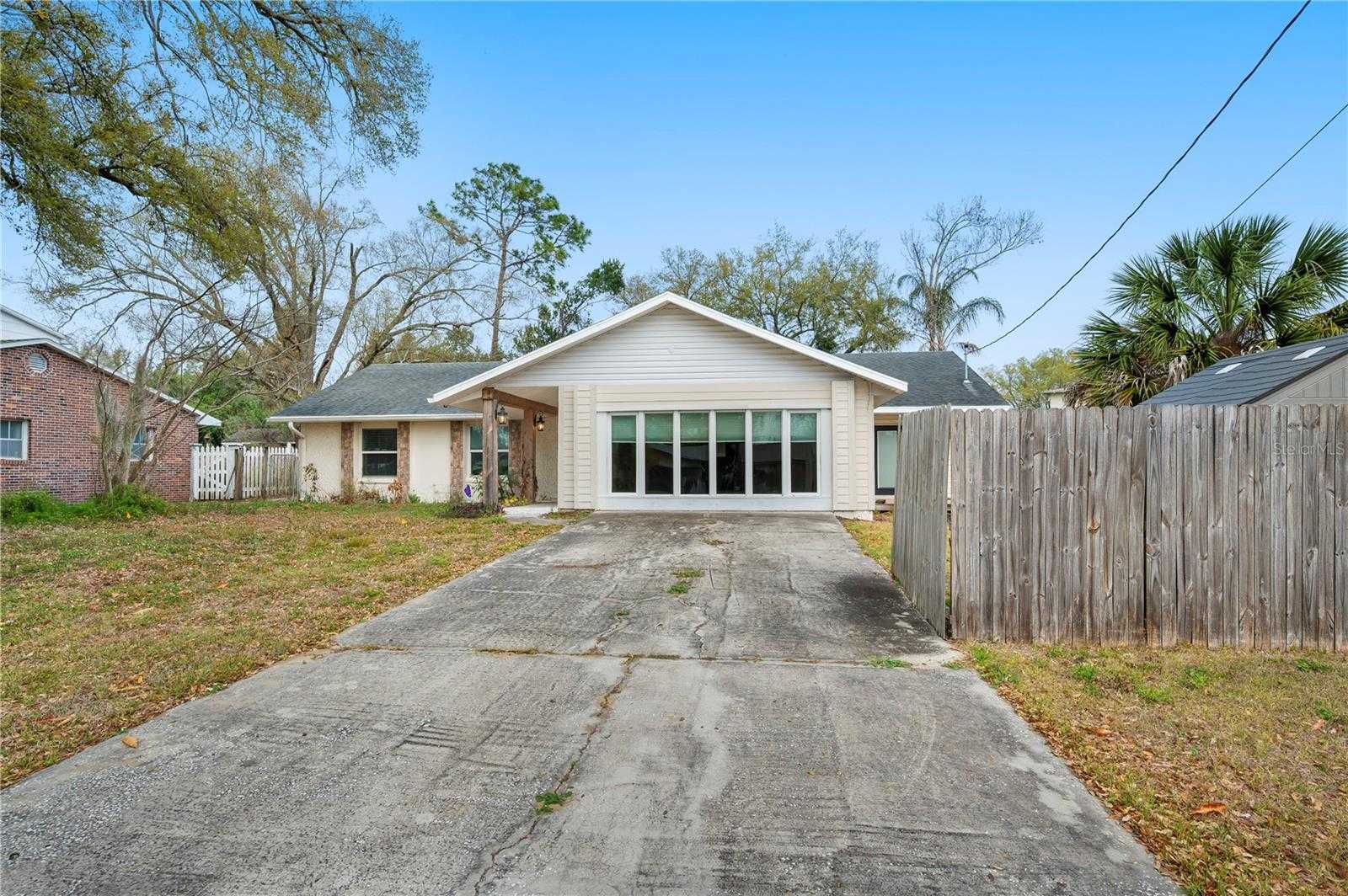 132 ALACHUA DRIVE Winter Haven Florida United States, for Sale, residential,  , Crosby and Associates Inc