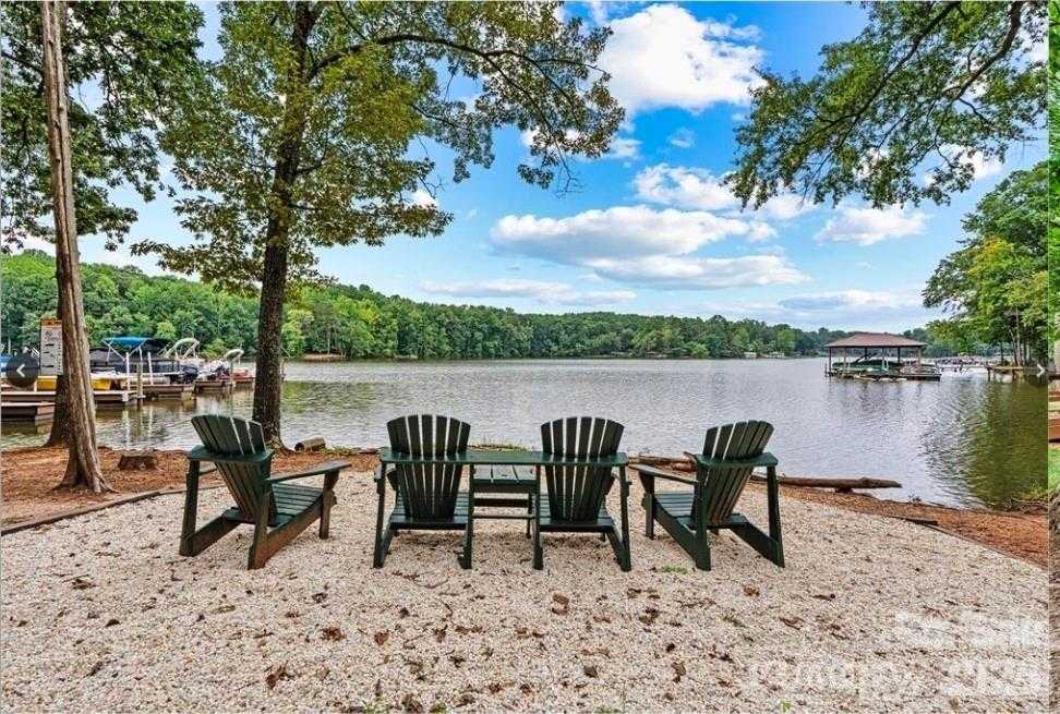 8238 Merryvale Lane Charlotte North Carolina United States, for Sale, residential, William (Will) Owens , South Charlotte Properties