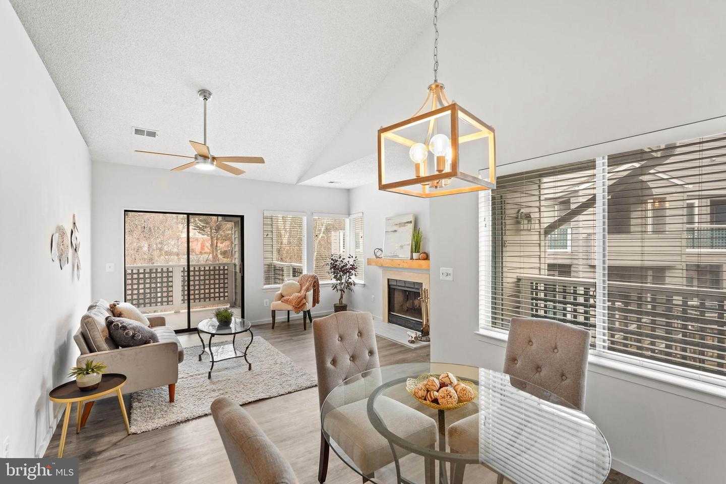 11731 SUMMERCHASE CIRCLE APT 1731E Reston Virginia United States, for Sale, residential, Kamalia  Emerson, Samson Properties