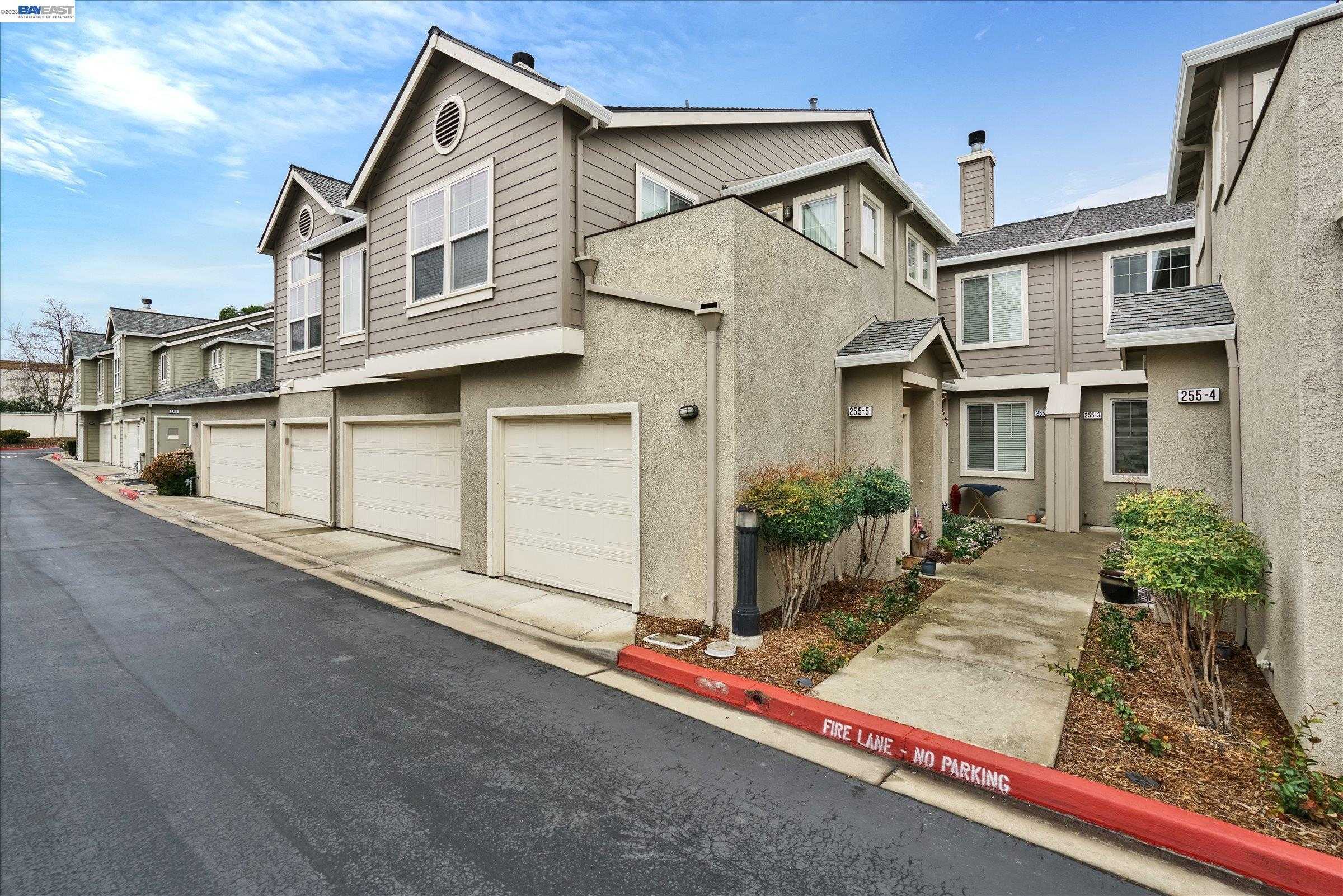 255 Wildrose Cmn  APT 5 Livermore California United States, for Sale, residential, Miranda Mattos, Compass Realty 